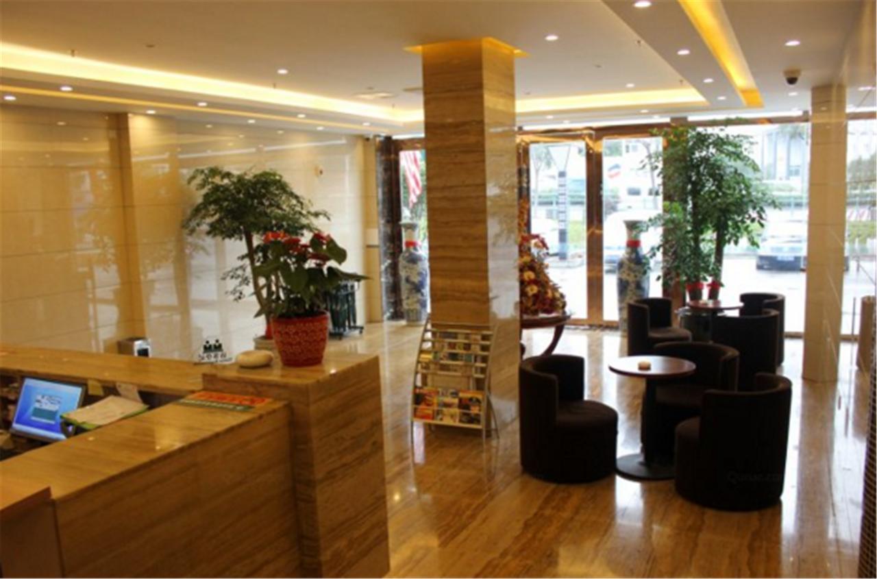 Greentree Inn Shanghai Hongqiao Hub Cao'An Road Huajiang Branch Road Express Hotel Jiading Exterior photo